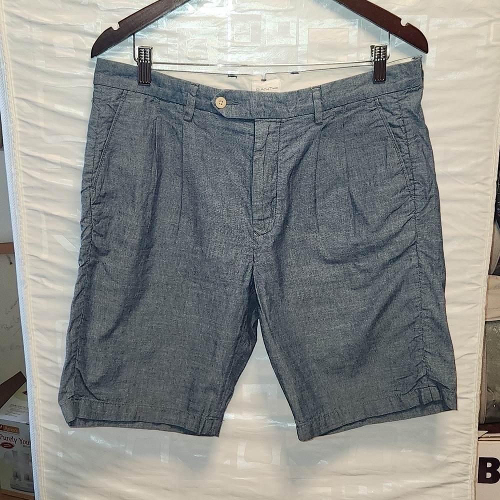 GANT RUGGER pleated front cotton shorts sz 34 waist